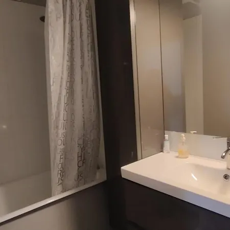Cozy T2 With Pool On The Seafront * 阿卡雄